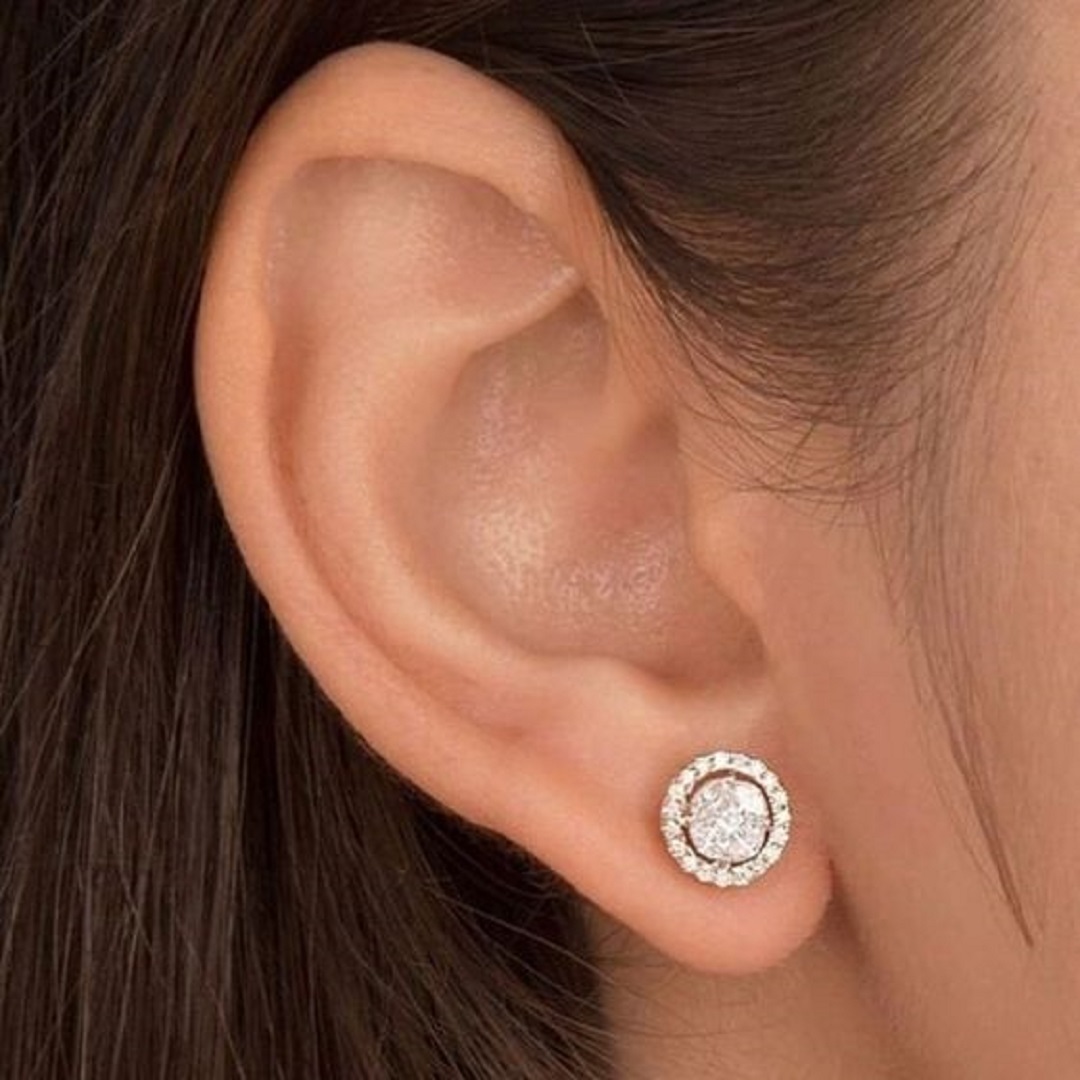 Solitaire Ear Tops
